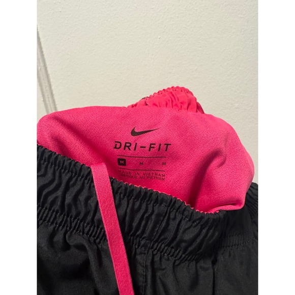 Nike Dri-FIT Tempo Running Shorts Womens Medium Black Pink White Athletic Gym - Picture 3 of 3